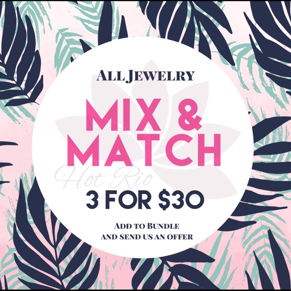 ♛ Leia Layered Necklace - Picture 2 of 8